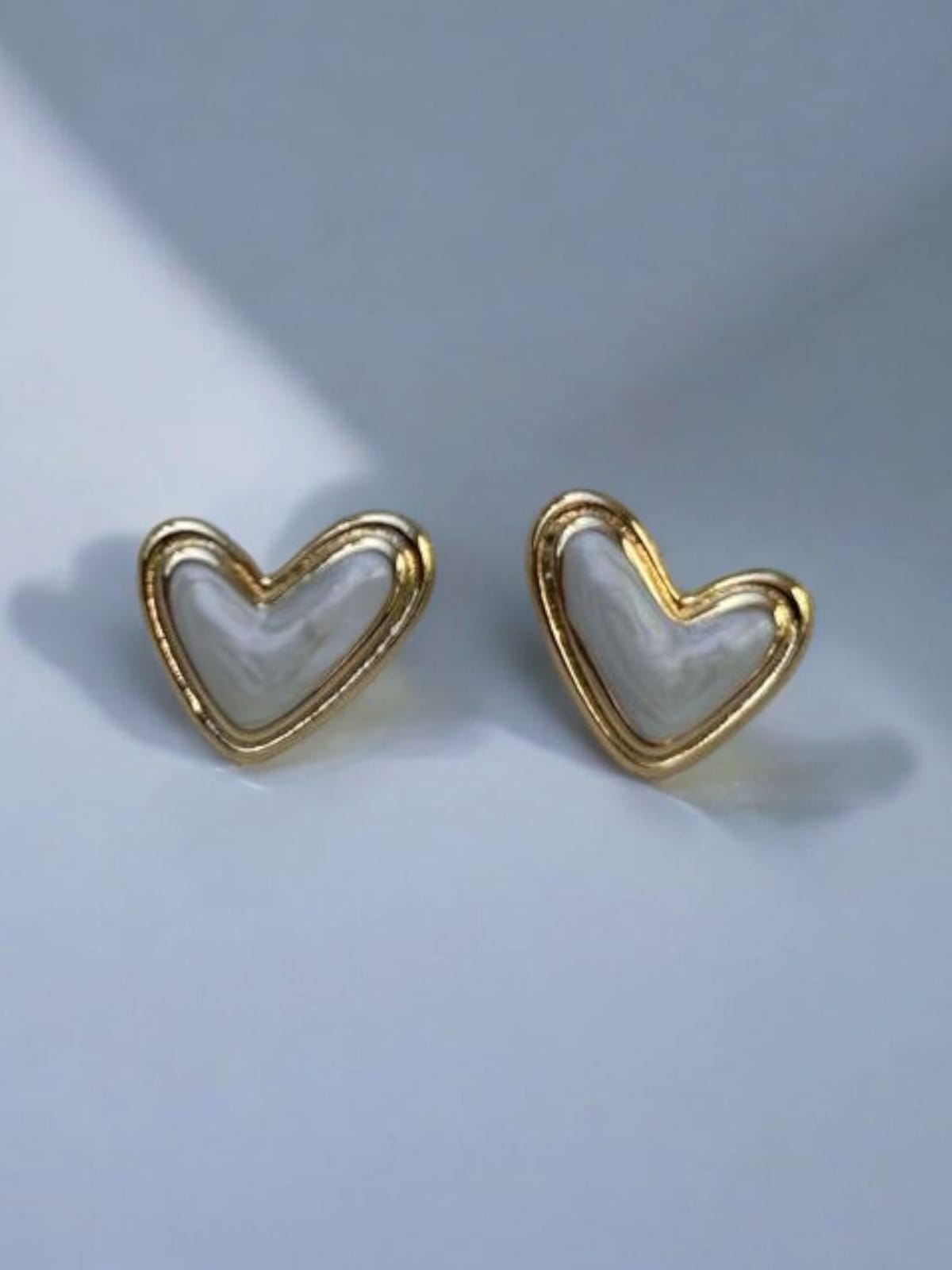 Aretes heart